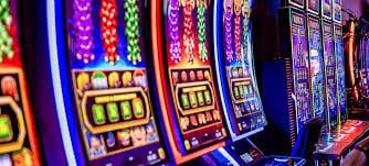 BOS999 koleksi live casino dan permainan slot terlengkap
